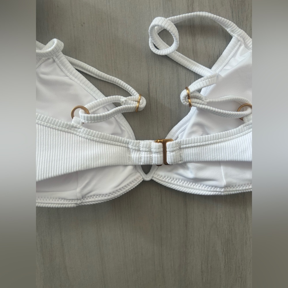 L*Space Ribbed Helena Bikini Top in White Size L - Picture 4 of 6